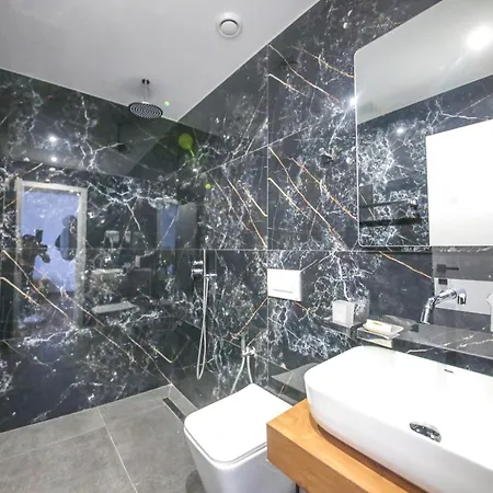 Roas *